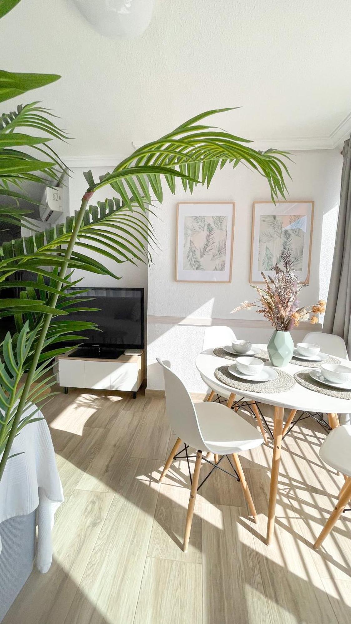 Apartamento En 1ª Linea Con Piscina Alicante Esterno foto